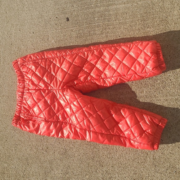 New • Baby Gap Cherry Red Water Resistant Quilted Pants. - Picture 1 of 3
